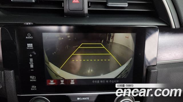 Honda Civic 10세대, 2017 16