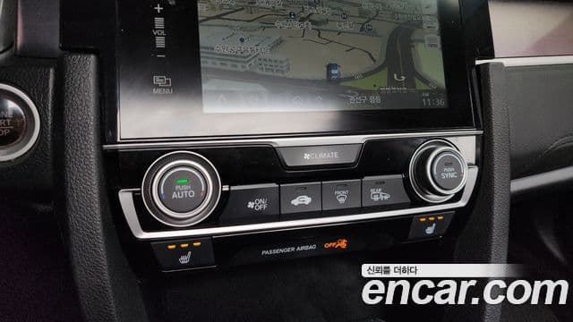 Honda Civic 10세대, 2017 17