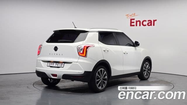 KG모빌리티(SsangYong) Tivoli дизель LX 2WD, 2017 2