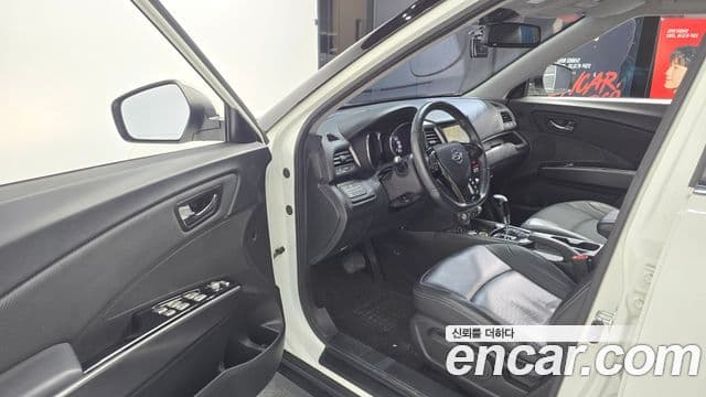 KG모빌리티(SsangYong) Tivoli дизель LX 2WD, 2017 10