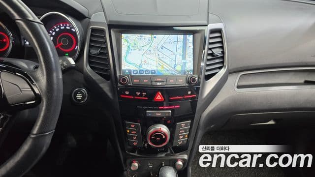 KG모빌리티(SsangYong) Tivoli дизель LX 2WD, 2017 14