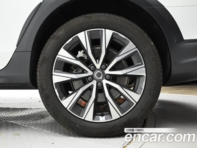 Volvo V90 Cross Country B5 Ultra AWD, 2024 все фото