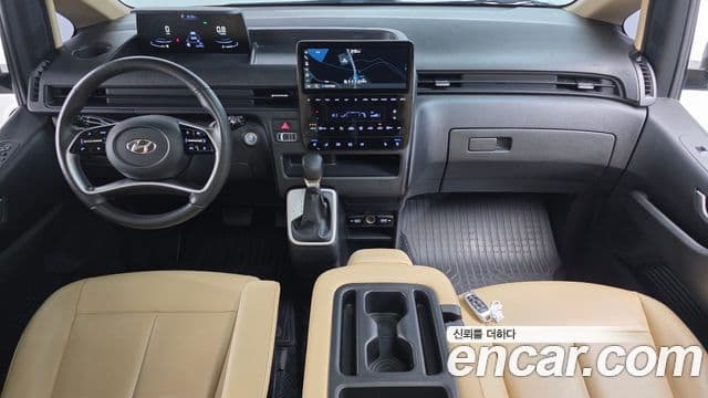 Hyundai Staria Modern, 2023 7