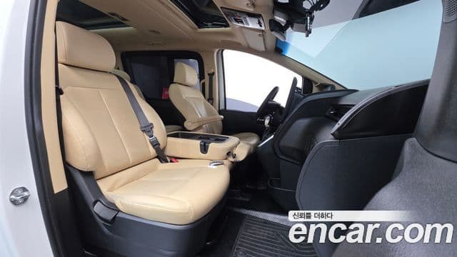 Hyundai Staria Modern, 2023 10