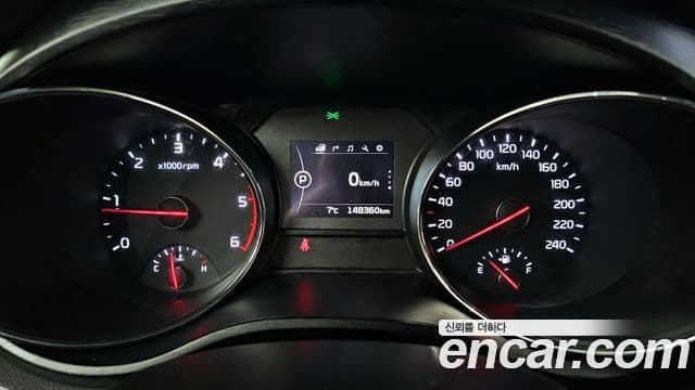 Kia All New Carnival Luxury, 2016 8