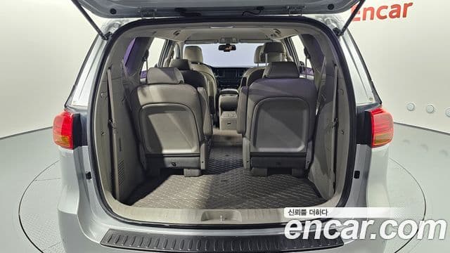 Kia All New Carnival Luxury, 2016 20