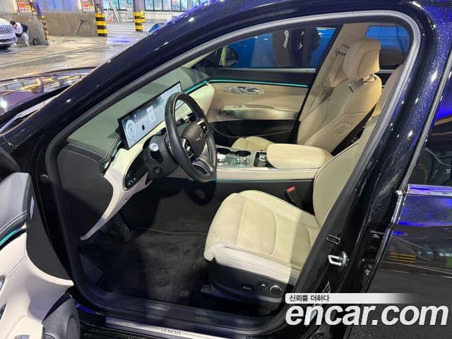 Genesis GV70, 2025 10