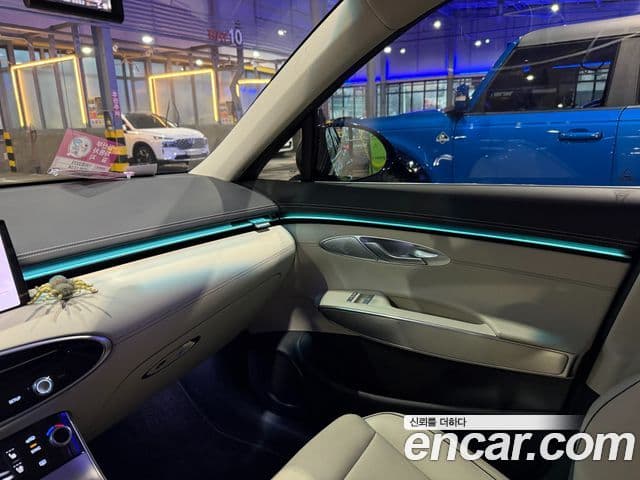 Genesis GV70, 2025 12