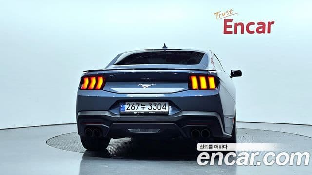Ford Mustang 7세대 2.3 EcoBoost Premium купе, 2024 4