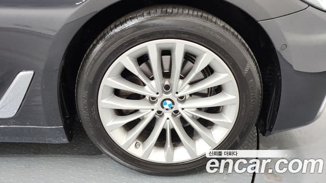 BMW 5시리즈 (G30) Luxury, 2021 все фото