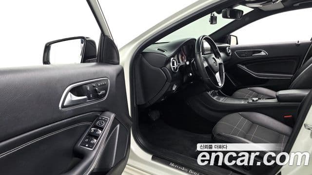 Mercedes-Benz A-класс W176 A180 CDI Night, 2015 11