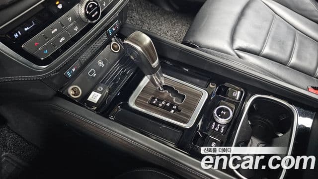 KG모빌리티(SsangYong) G4 Rexton Majesty, 2018 9