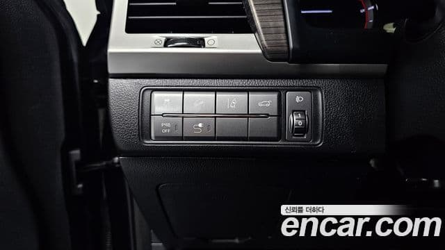 KG모빌리티(SsangYong) G4 Rexton Majesty, 2018 14