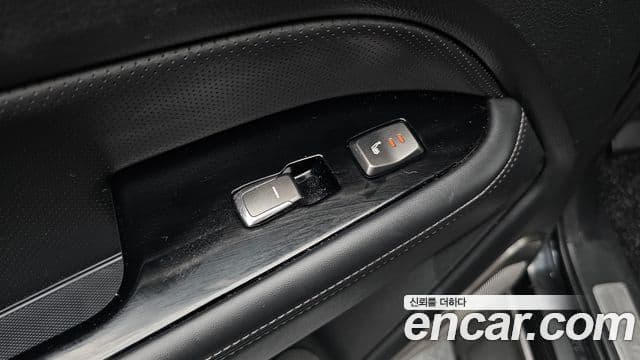 KG모빌리티(SsangYong) G4 Rexton Majesty, 2018 19