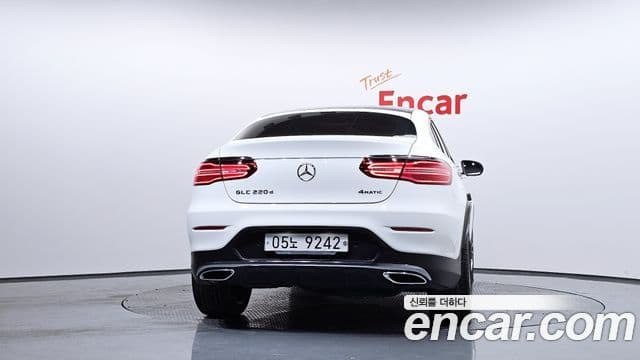 Mercedes-Benz GLC-класс X253 GLC220 d 4MATIC Premium купе, 2018 4