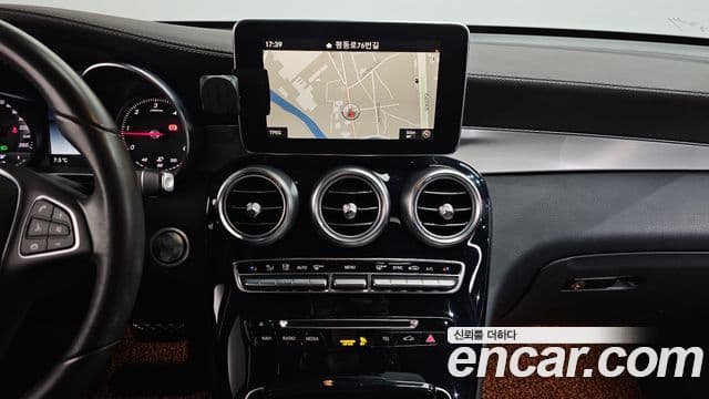 Mercedes-Benz GLC-класс X253 GLC220 d 4MATIC Premium купе, 2018 14