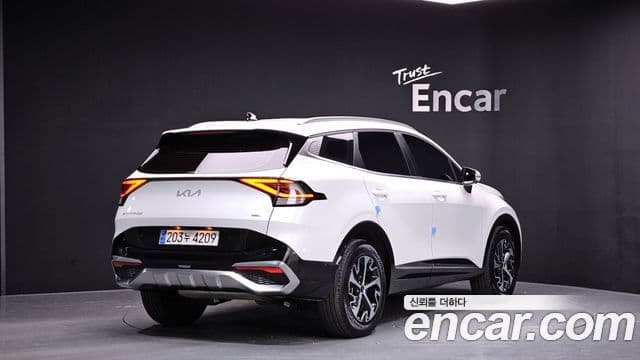 Kia Sportage 5세대 гибрид Signature 2WD, 2024 2