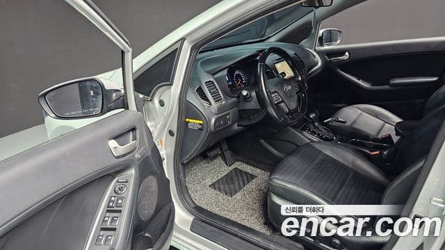 Kia The / новый New K3 Prestige, 2016 11