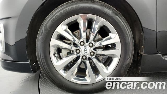 Kia All New Carnival Prestige, 2016 все фото