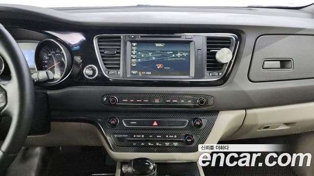 Kia All New Carnival Prestige, 2016 14
