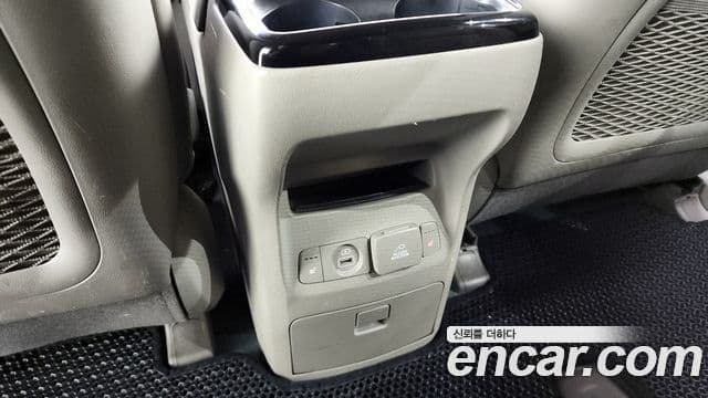 Kia All New Carnival Prestige, 2016 19