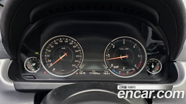 BMW 6시리즈 (F12) 640d xDrive M Sport Gran Coupe, 2016 8