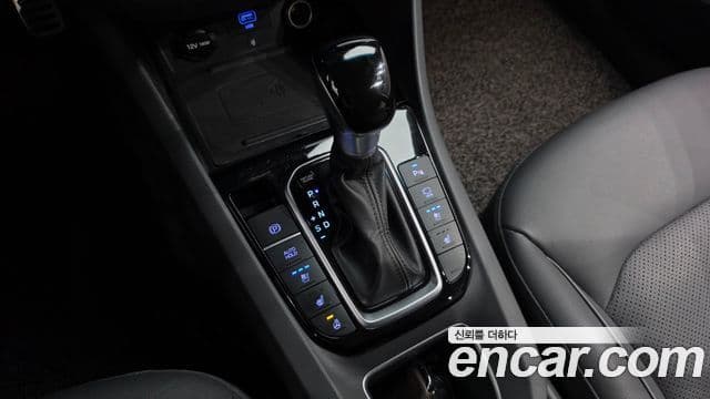 Hyundai The / новый New Ioniq гибрид Q, 2020 9