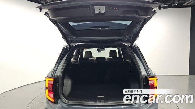 KG모빌리티(SsangYong) Torres T7, 2024 20