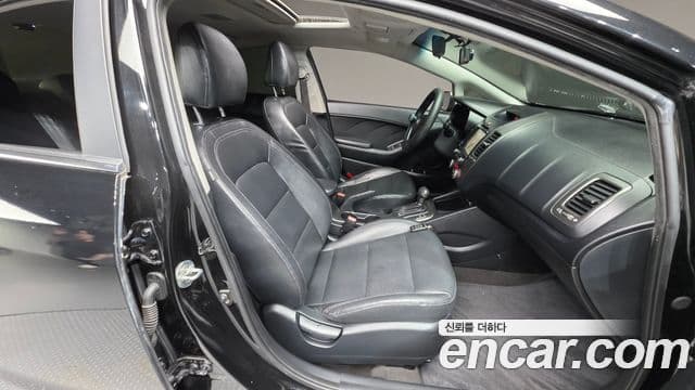 Kia K3 Trendy, 2013 10