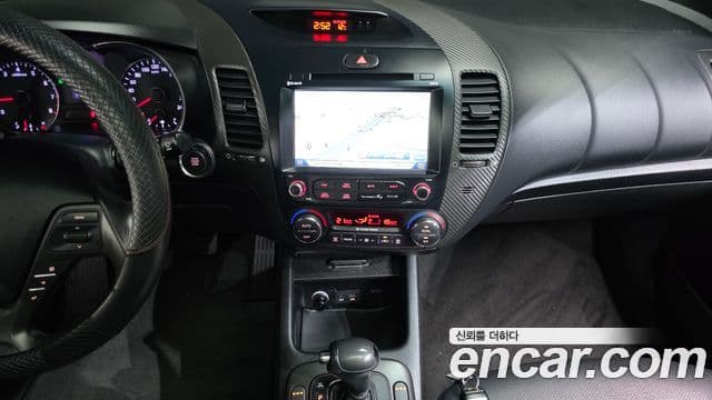 Kia K3 Trendy, 2013 16