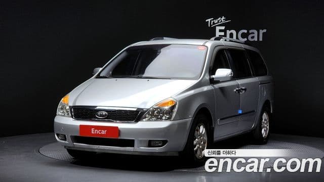 Kia Carnival R люксовая версия, 2012 1