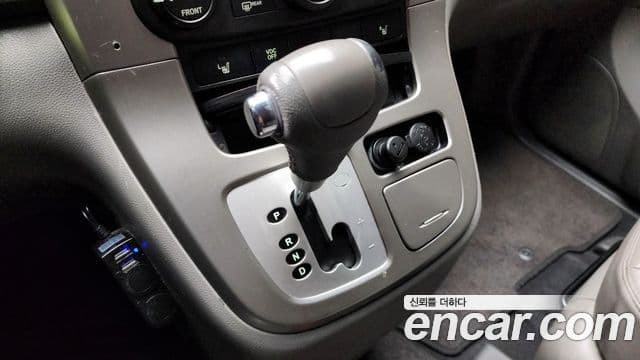 Kia Carnival R люксовая версия, 2012 9