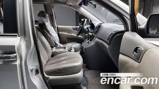 Kia Carnival R люксовая версия, 2012 10