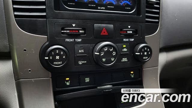 Kia Carnival R люксовая версия, 2012 18