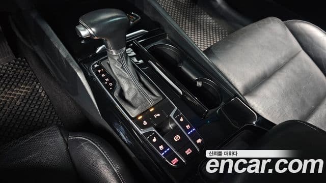 Kia All New K7 Prestige, 2016 9