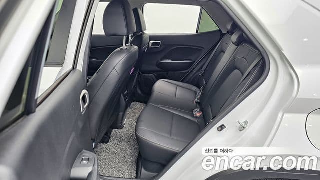 Hyundai Venue Premium, 2023 11