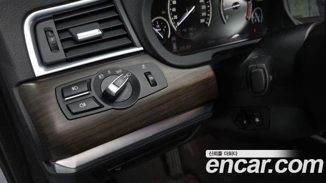 BMW 5시리즈 GT (F07) GT 30d, 2013 17