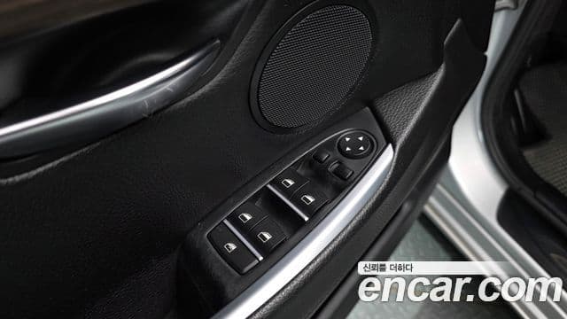 BMW 5시리즈 GT (F07) GT 30d, 2013 19