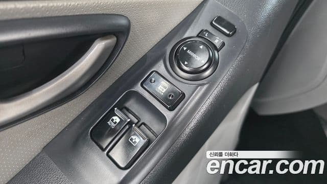 Hyundai Grand Starex CVX Premium, 2014 12