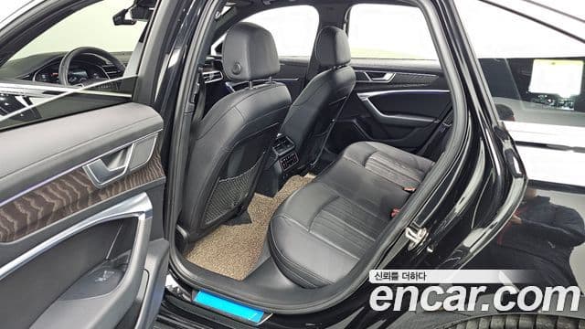 Audi A6 (C8) Premium, 2022 12