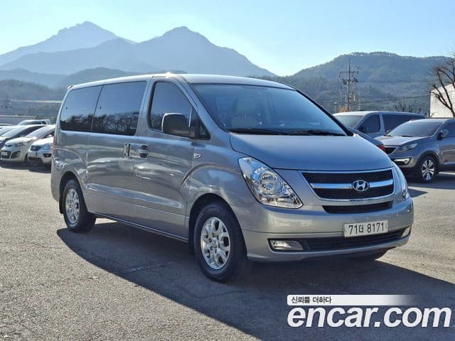 Hyundai Grand Starex CVX Luxury, 2013 1