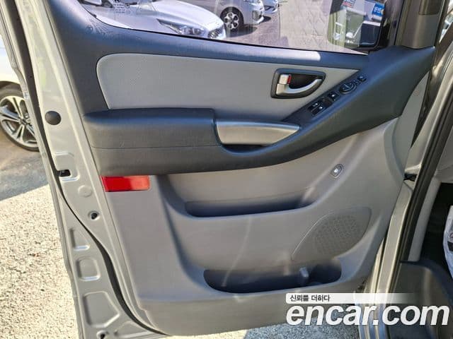 Hyundai Grand Starex CVX Luxury, 2013 13