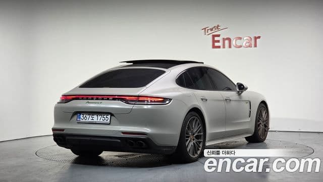 Porsche Panamera (971) 2.9 AWD E-гибрид Platinum Edition, 2023 2