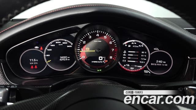 Porsche Panamera (971) 2.9 AWD E-гибрид Platinum Edition, 2023 8