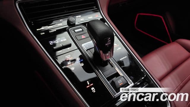 Porsche Panamera (971) 2.9 AWD E-гибрид Platinum Edition, 2023 9