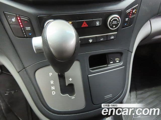 Hyundai Grand Starex Smart, 2017 13