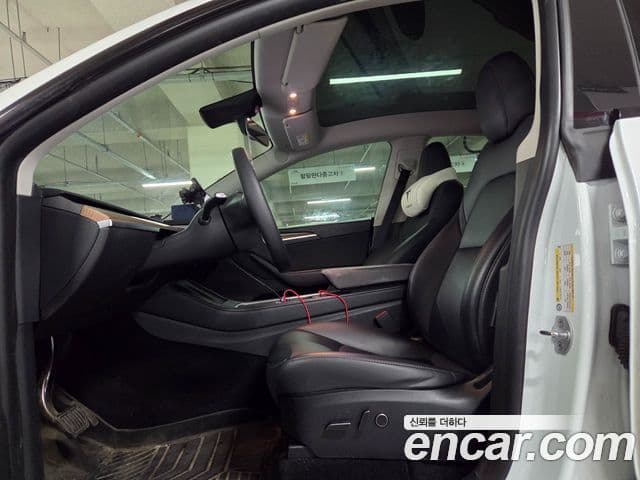 Tesla модель Y, 2024 10