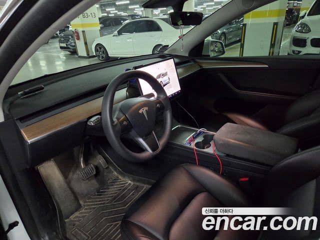 Tesla модель Y, 2024 11