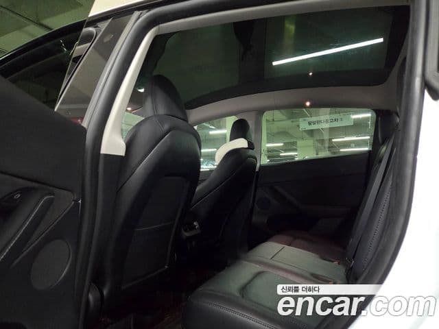 Tesla модель Y, 2024 12