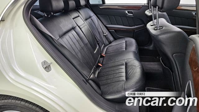 Mercedes-Benz E-класс W212 E300 Elegance, 2012 12